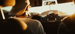 liefdes verhalen in de auto